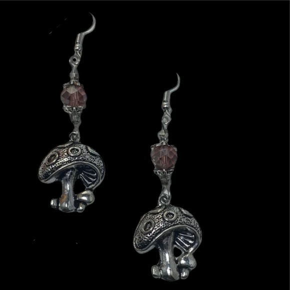 None Jewelry - Dangling Mushroom Earrings 🍄
